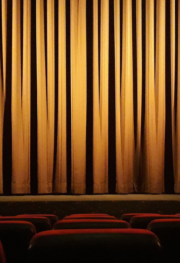 ONLINE ΠΡΟΒΟΛΕΣ